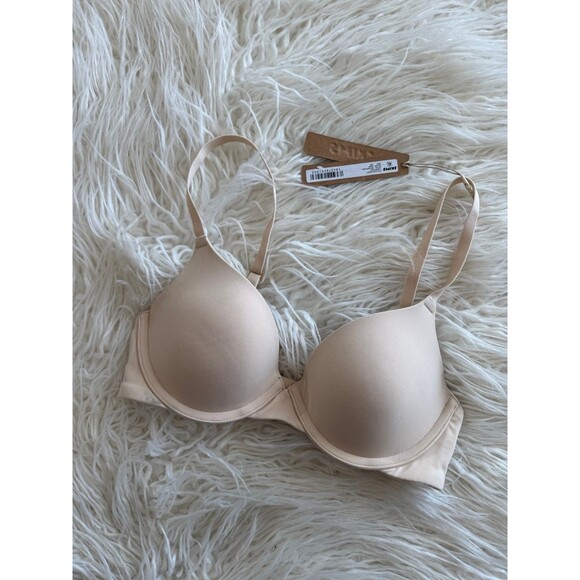 Skims Fits Everybody T-Shirt Bra Sand Size 30B - Picture 3 of 6